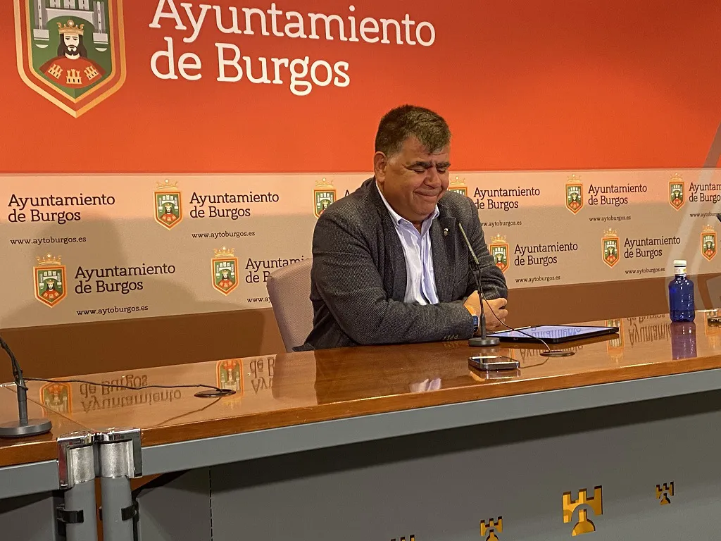 Manso vaticina que la urbanización del S-9 acabará en los Tribunales