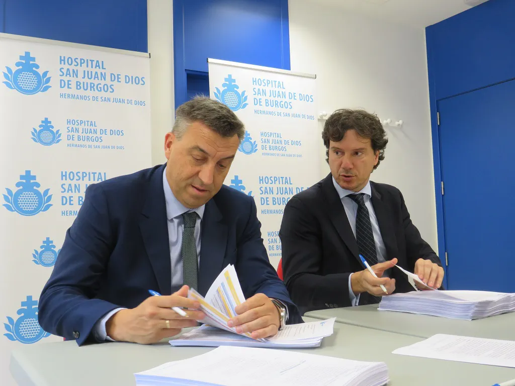 El Hospital San Juan de Dios firma el contrato para iniciar las obras de reforma y ampliación