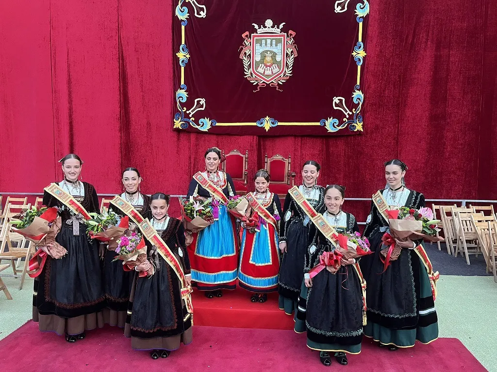 Natalia Pérez y Vega Sacristán, proclamadas Reinas de Burgos