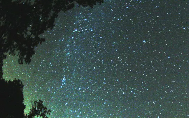 Las Perseidas llegan a la Biblioteca Pública de Burgos
