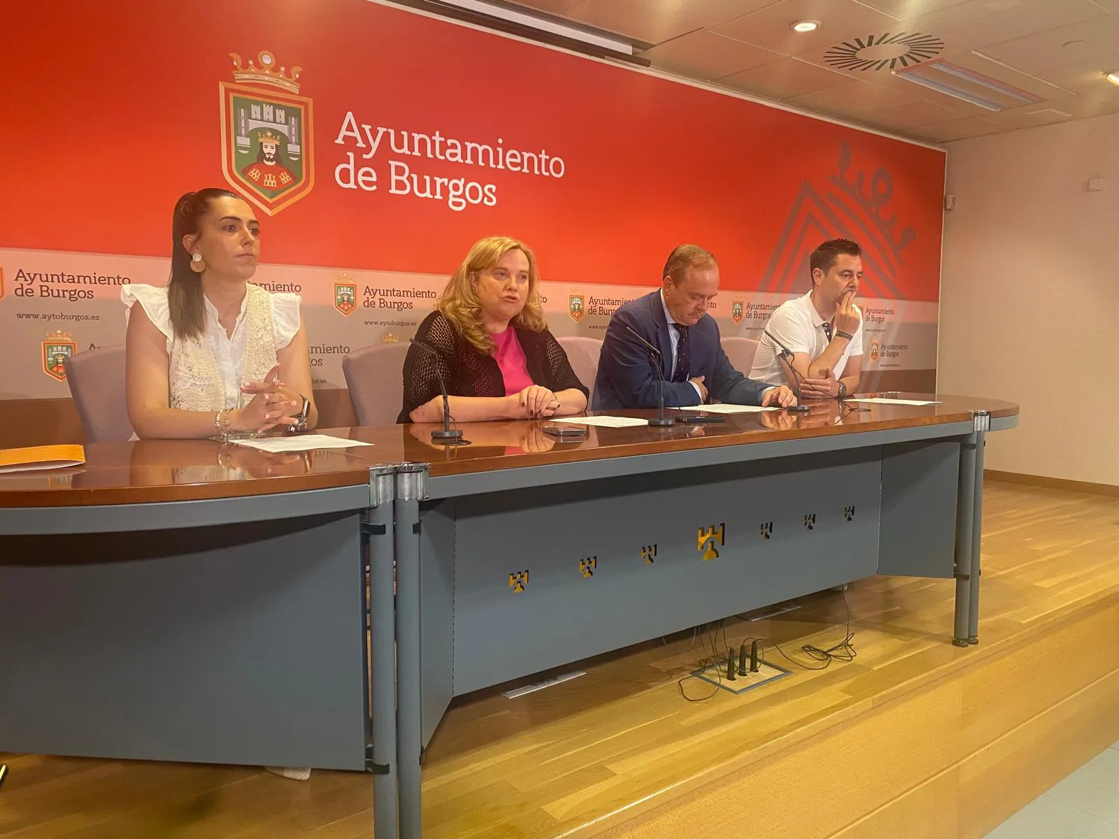 Los grupos municipales pedirán al Gobierno Central recuperar el Día de las Fuerzas Armadas en Burgos
