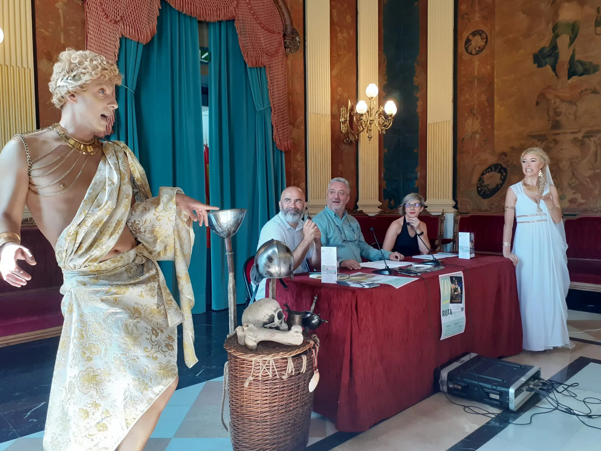 Más de 1.300 personas participan en las rutas teatralizadas del Ayuntamiento de Burgos