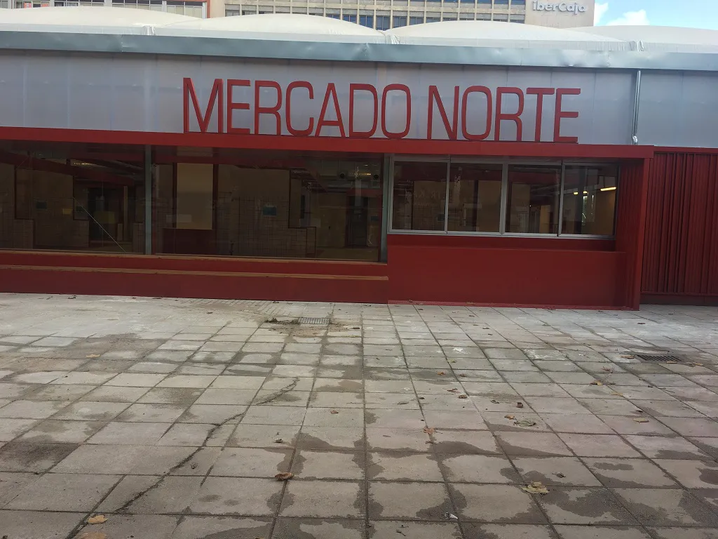 El PSOE constata que el traslado al Provisional de Plaza España está parado