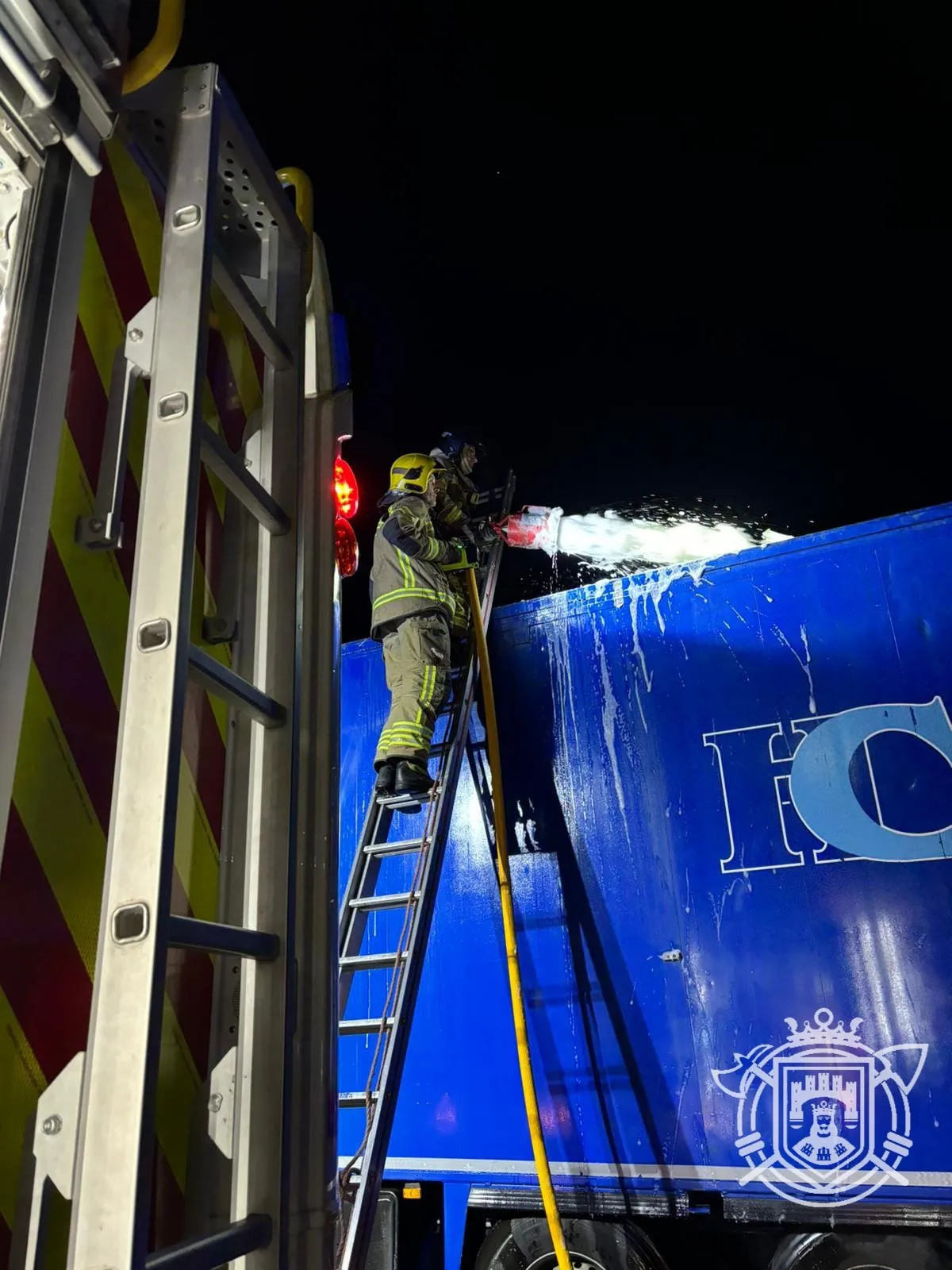 Incendio de un vehículo pesado en la AP1