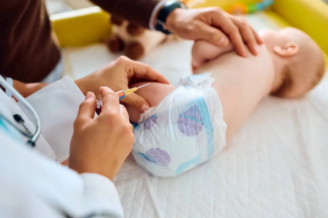 La vacuna contra la gripe en menores de cinco años previno un 70 % de las infecciones el pasado invierno