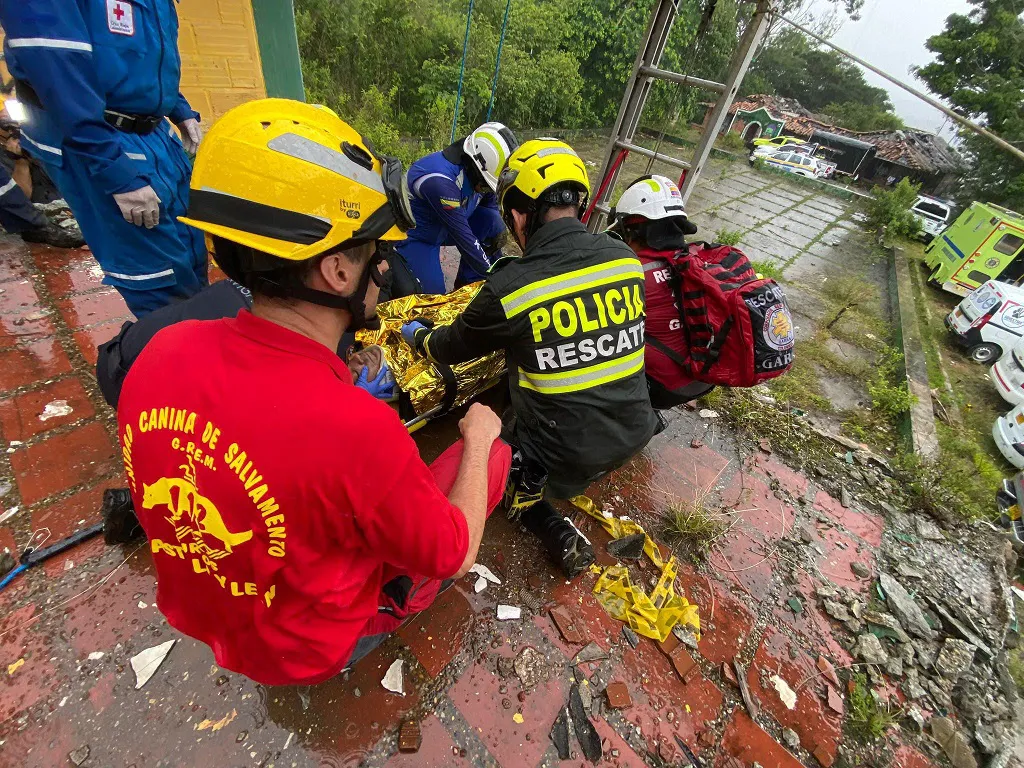 El GREM se traslada a Valencia para ayudar en las labores de rescate y limpieza