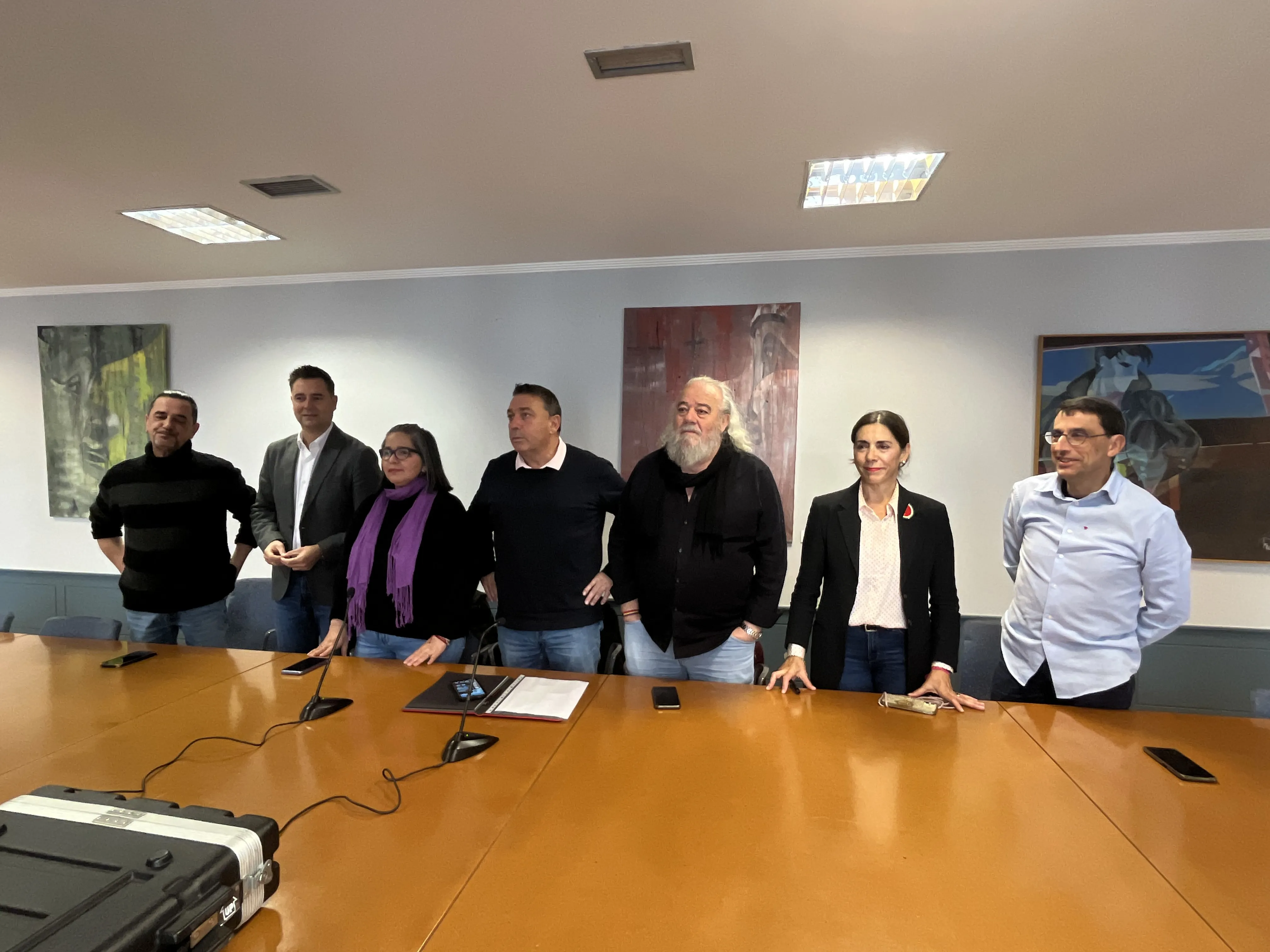 Diversos colectivos se preguntan para qué están PP y Vox sino es para apoyar a las asociaciones