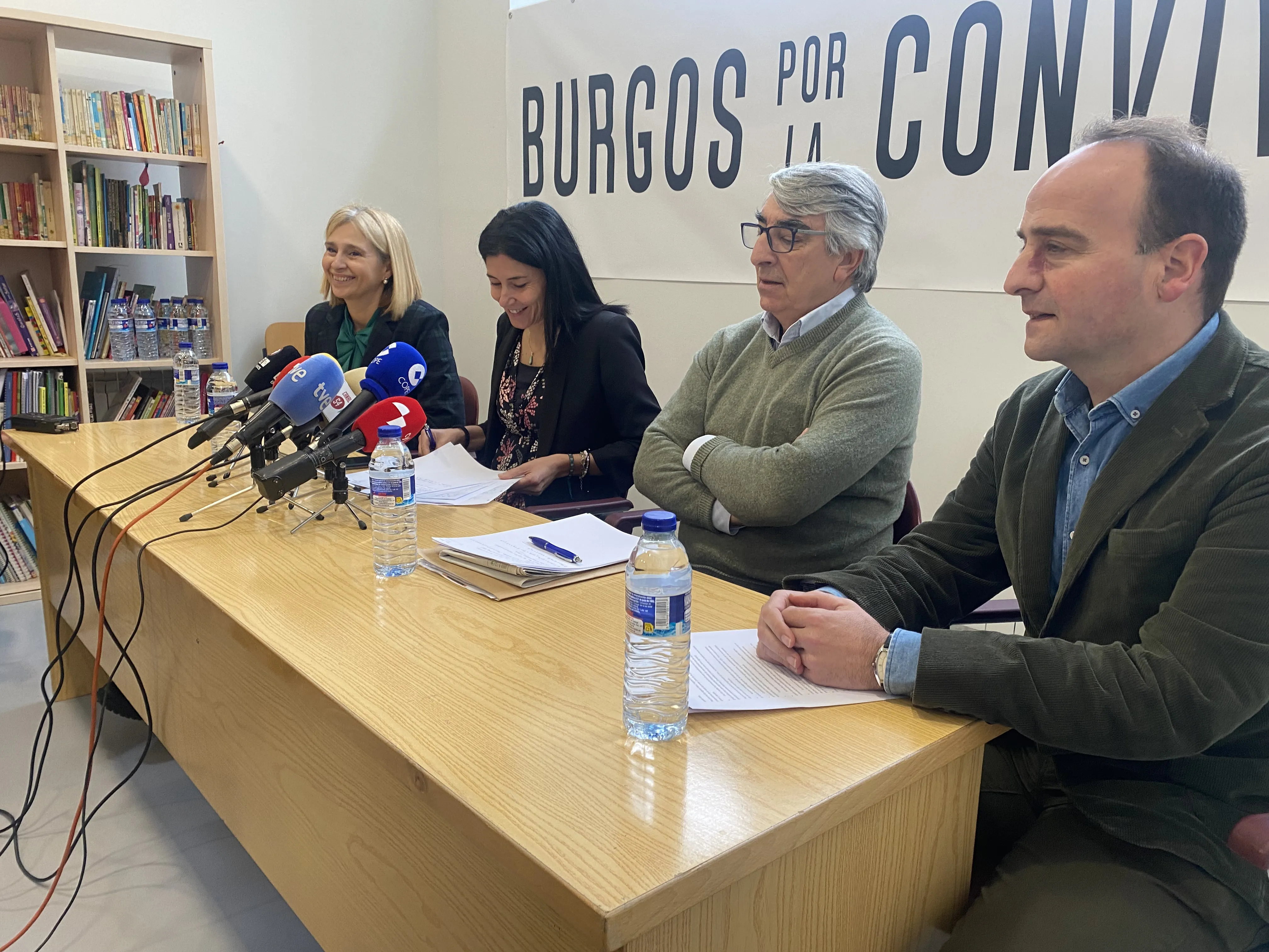 Las ONGs celebran la rectificación de la alcaldesa sobre las ayudas municipales