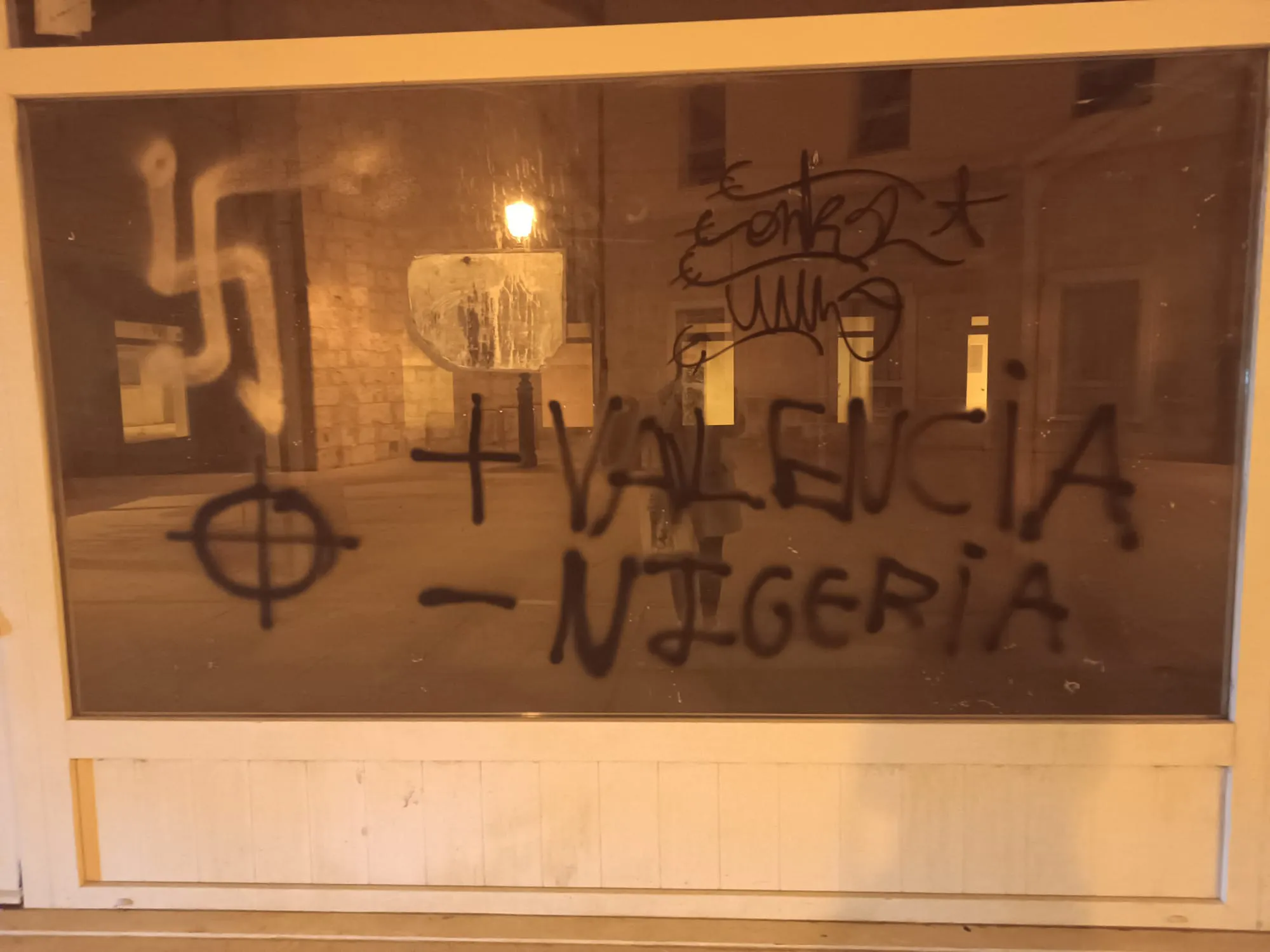 Vandalizan las sedes de algunas ONGs en Burgos
