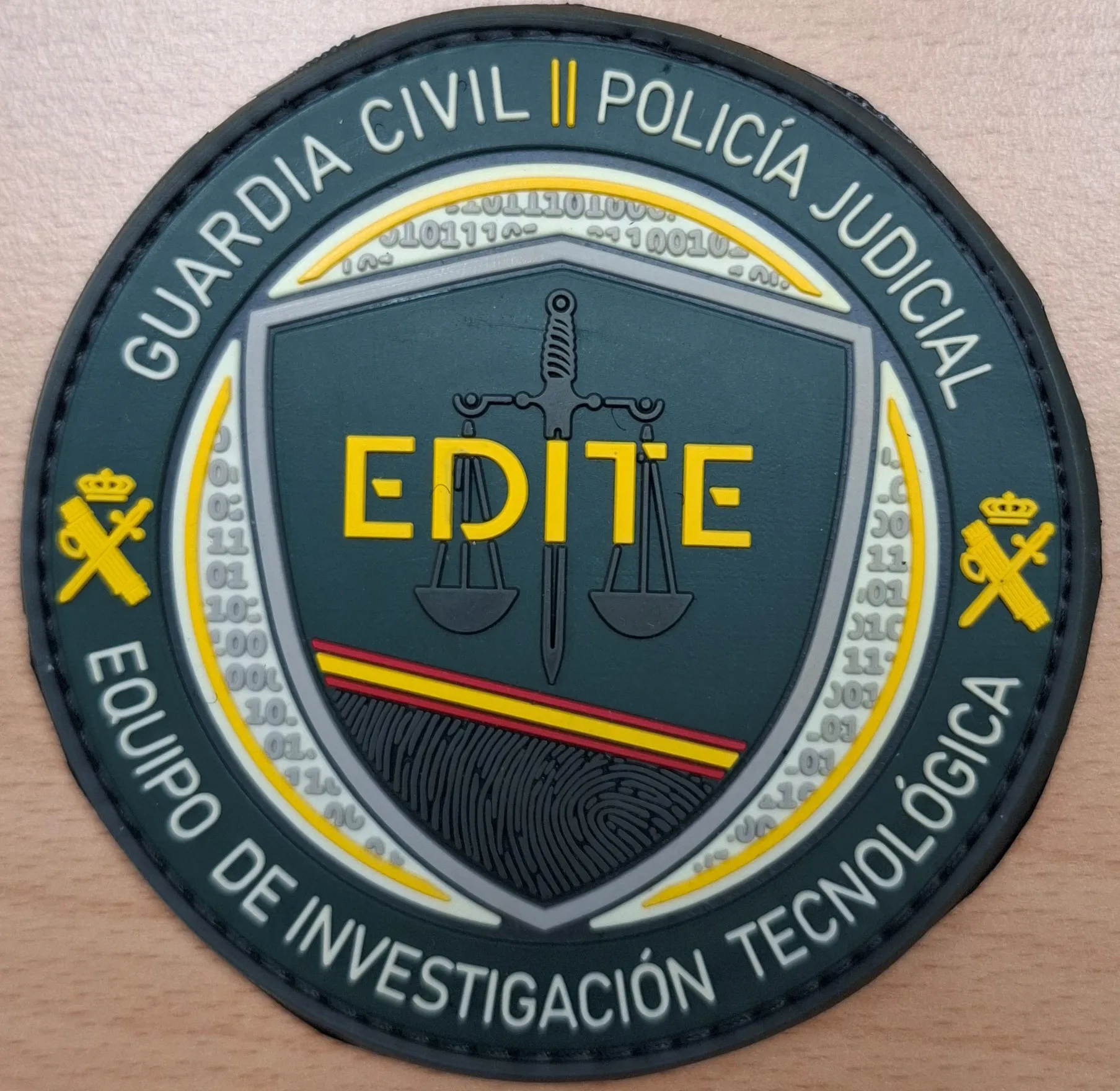 Burgos, implica en una operación de pornografía infantil y corrupción de menores