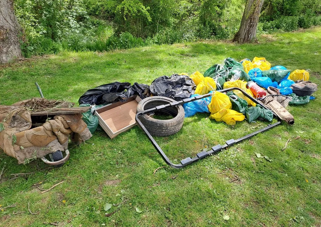 Voluntarios recogen 6.000 kilos de basuraleza en 48 espacios naturales de Castilla y León
