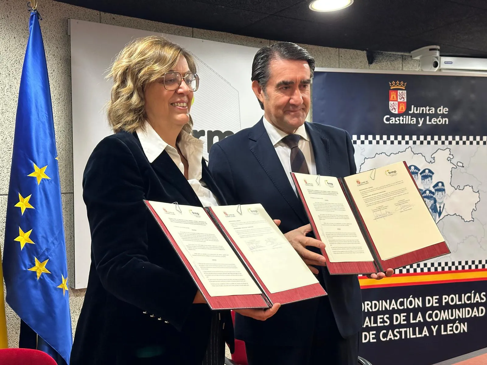 Renuevan el acuerdo para que la Agencia de Protección Civil y Emergencias gestione los procesos de selección de Policías Locales