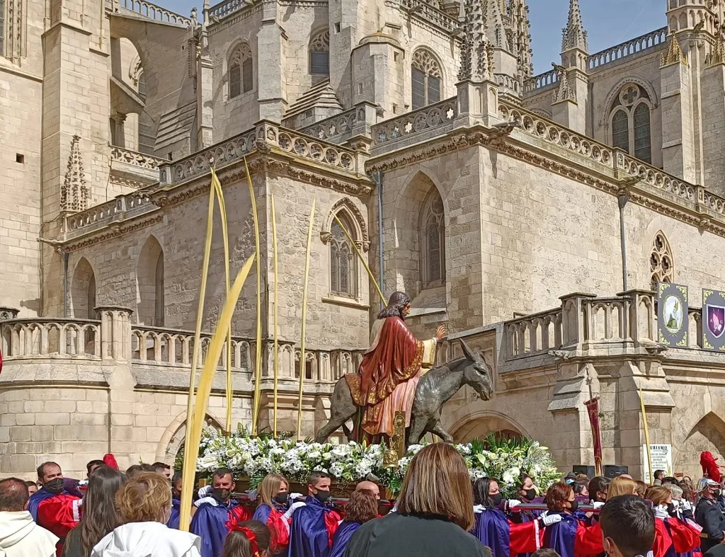 Vox pide estar como oyente en las reuniones de la Junta de la Semana Santa de Burgos