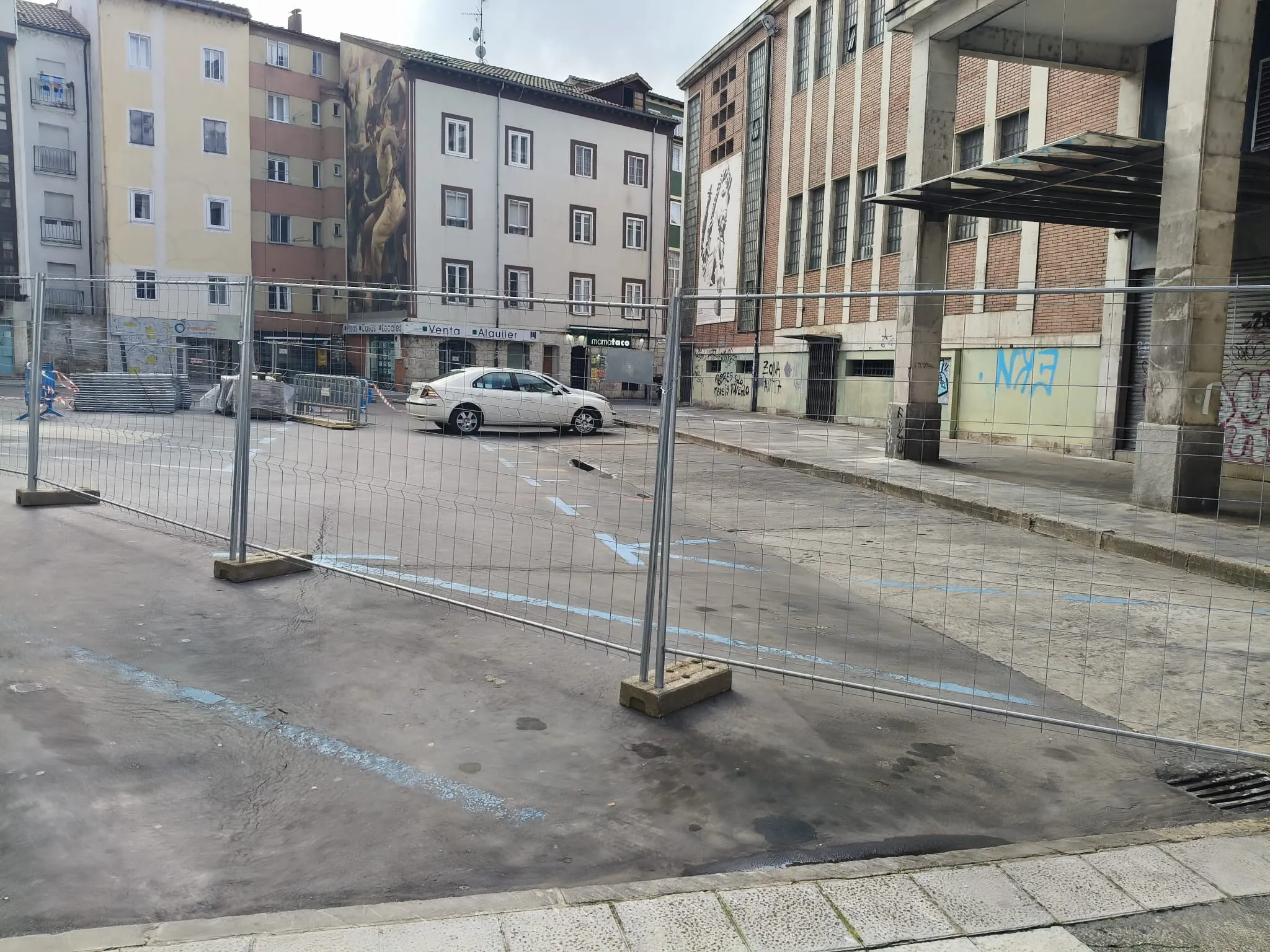 Permitirán aparcar en Hortelanos tras la demolición del antiguo Mercado Norte y hasta el inicio de las obras del nuevo