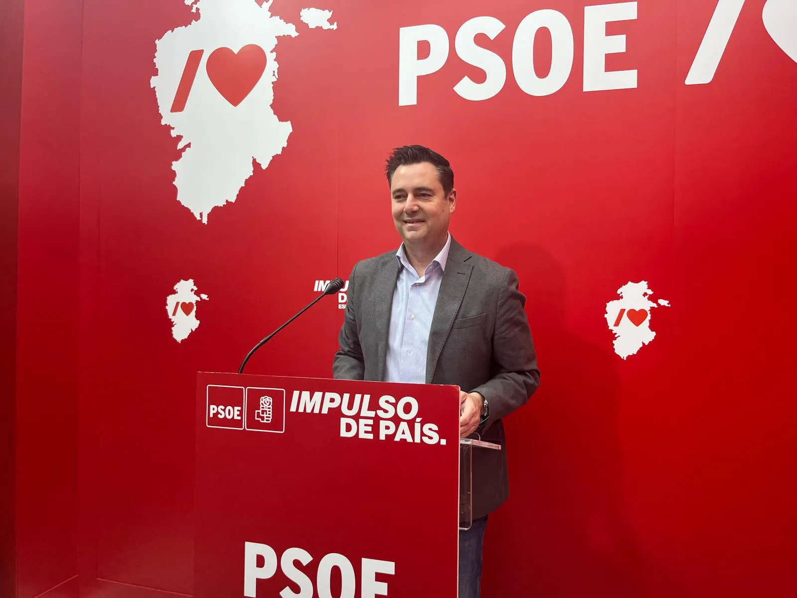 Daniel de la Rosa responde a la denuncia del PP sobre sus ausencias