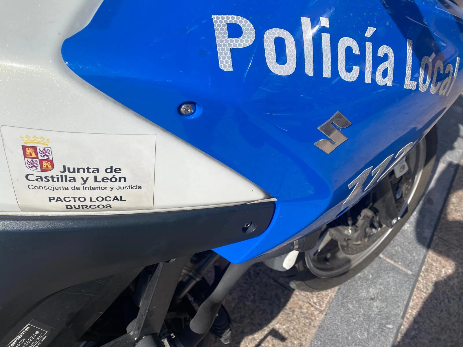 La alcaldesa de Burgos, Cristina Ayala crea una nueva Consejería para la Junta de Castilla y León y Alfonso F.Mañueco sin enterarse
