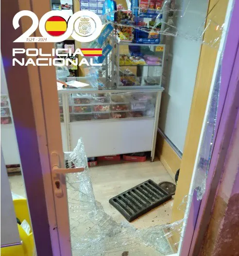 La Policía Nacional detiene a dos individuos tras robar en una tienda de alimentación de Gamonal