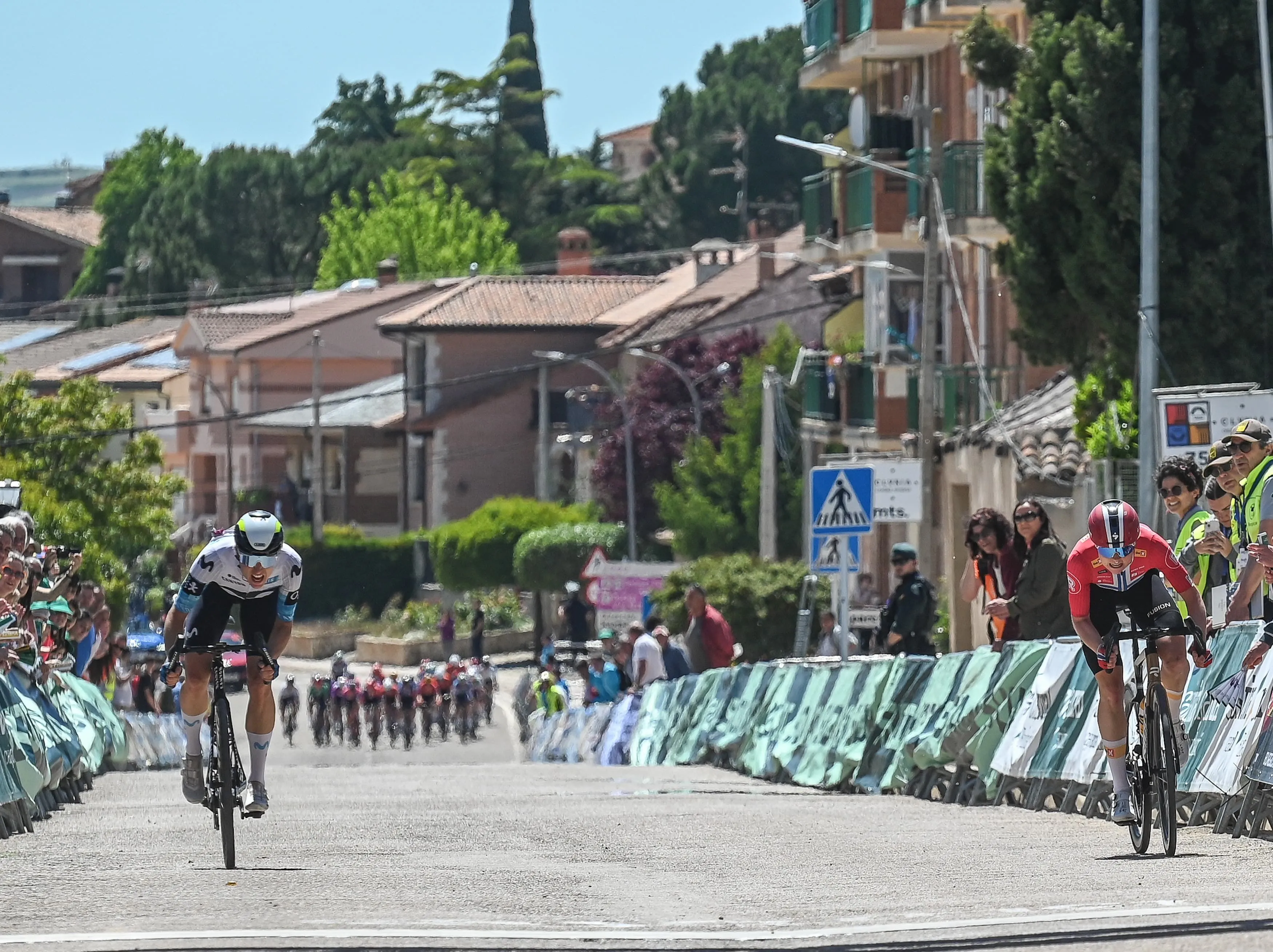 La noruega Ottestad gana en el sprint y toma el liderato de la Vuelta a Burgos
