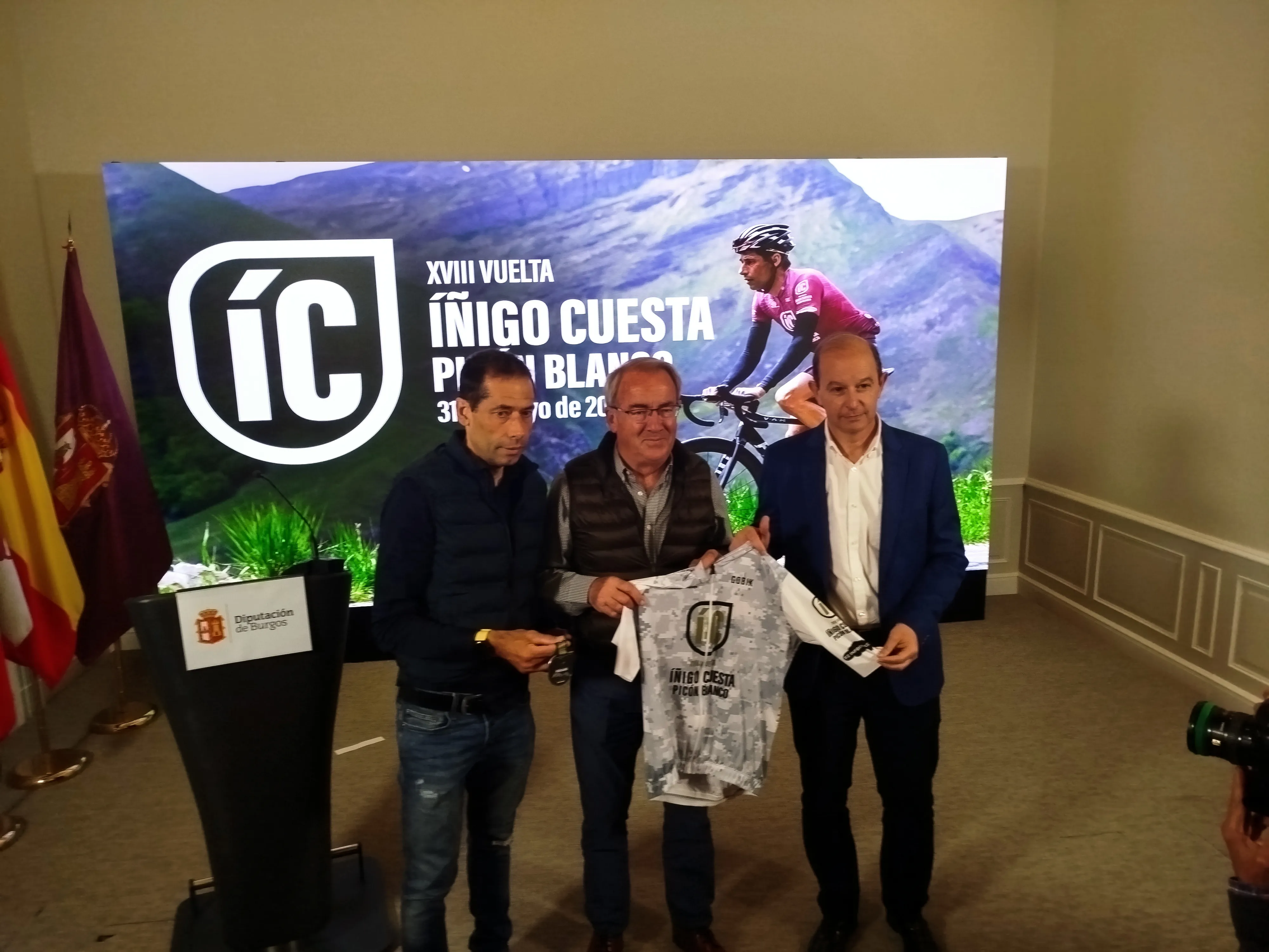 La Vuelta Íñigo Cuesta celebra su XVIII edición con una nueva ruta más accesible