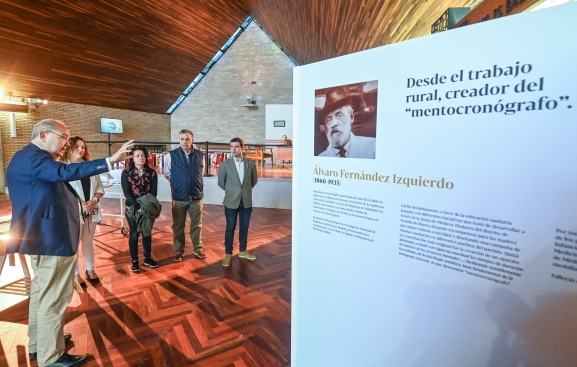 Villarcayo acoge la primera parada de la exposición itinerante ‘125 años de Medicina en Burgos’