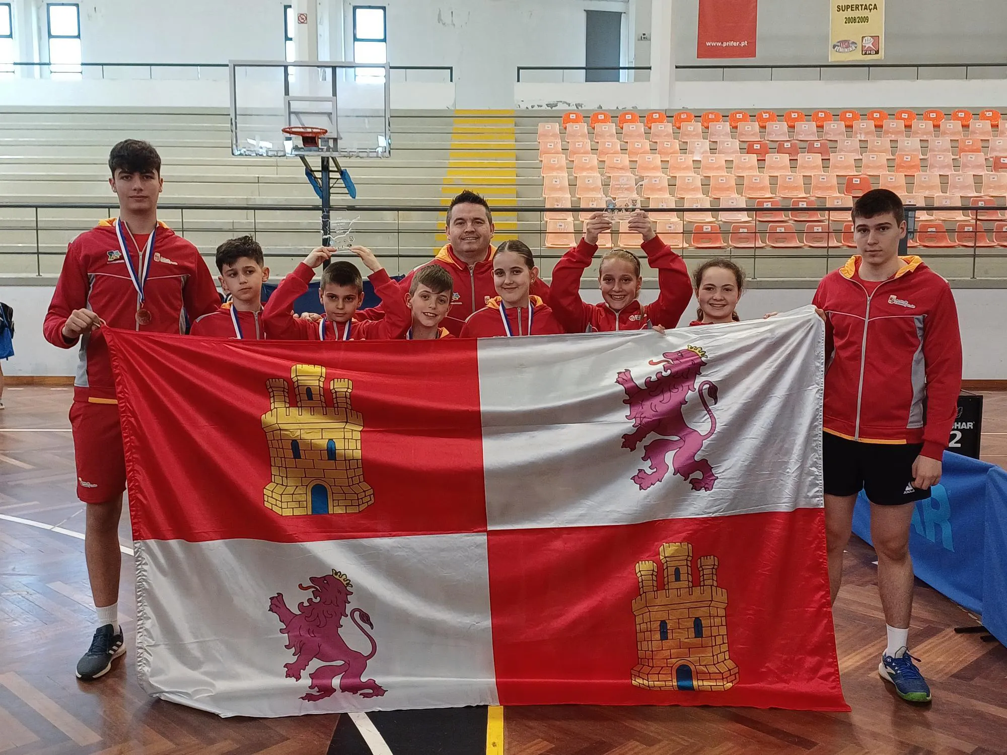 Bronce para la selección alevín masculina en el Torneo Ibérico de Tenois de Mesa