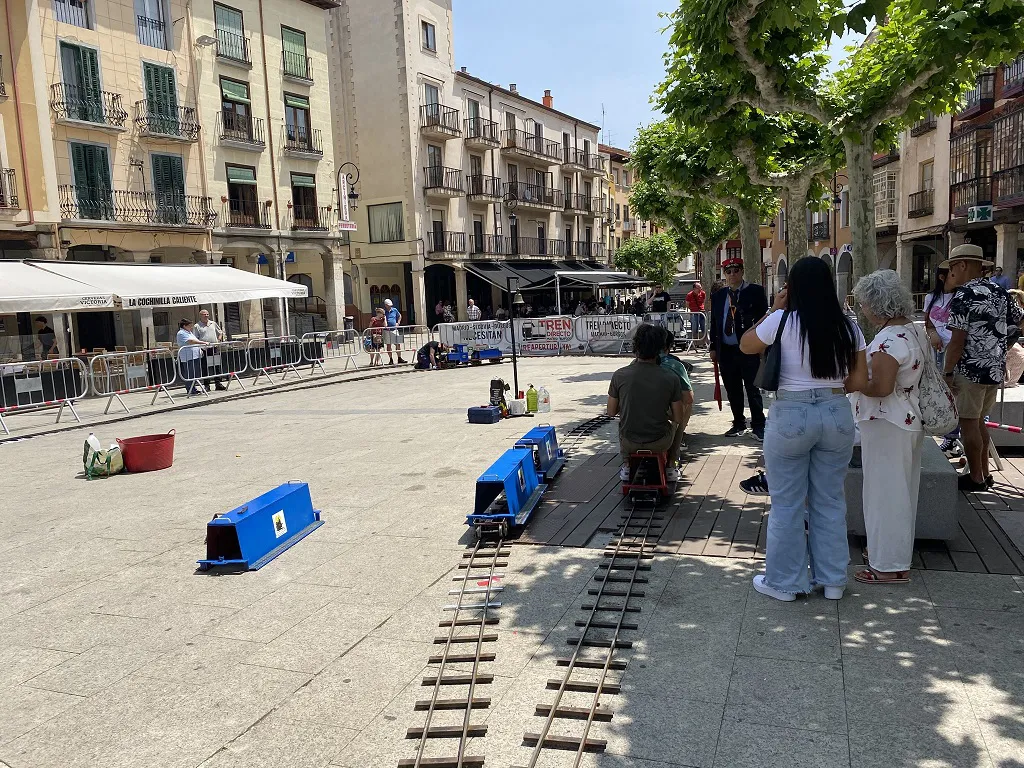 Un viaje en tren para concienciar sobre el Directo en Burgos