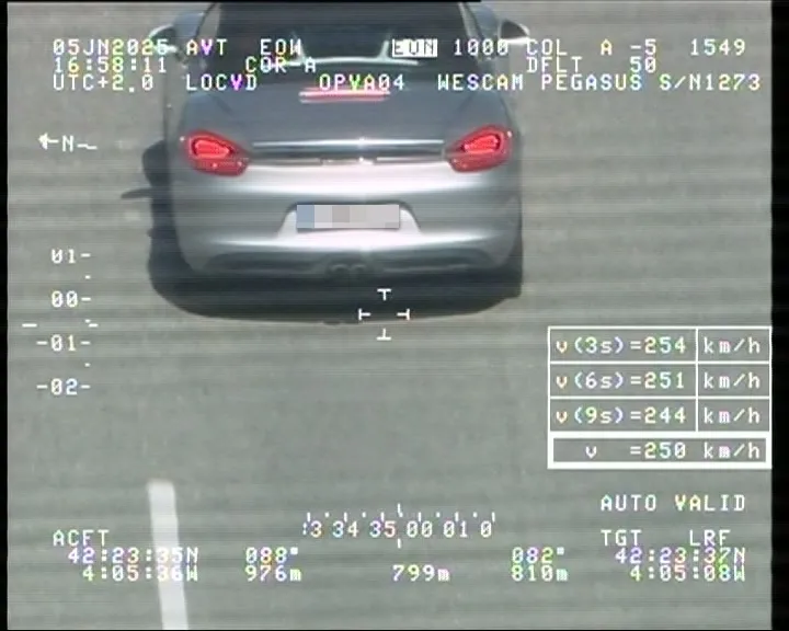 Pillado in fraganti conduciendo a 250km/h en la autovía A-231 (Burgos-León)