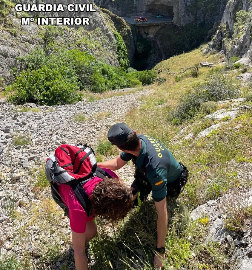 Rescatan a tres senderistas en el desfiladero de La Yecla