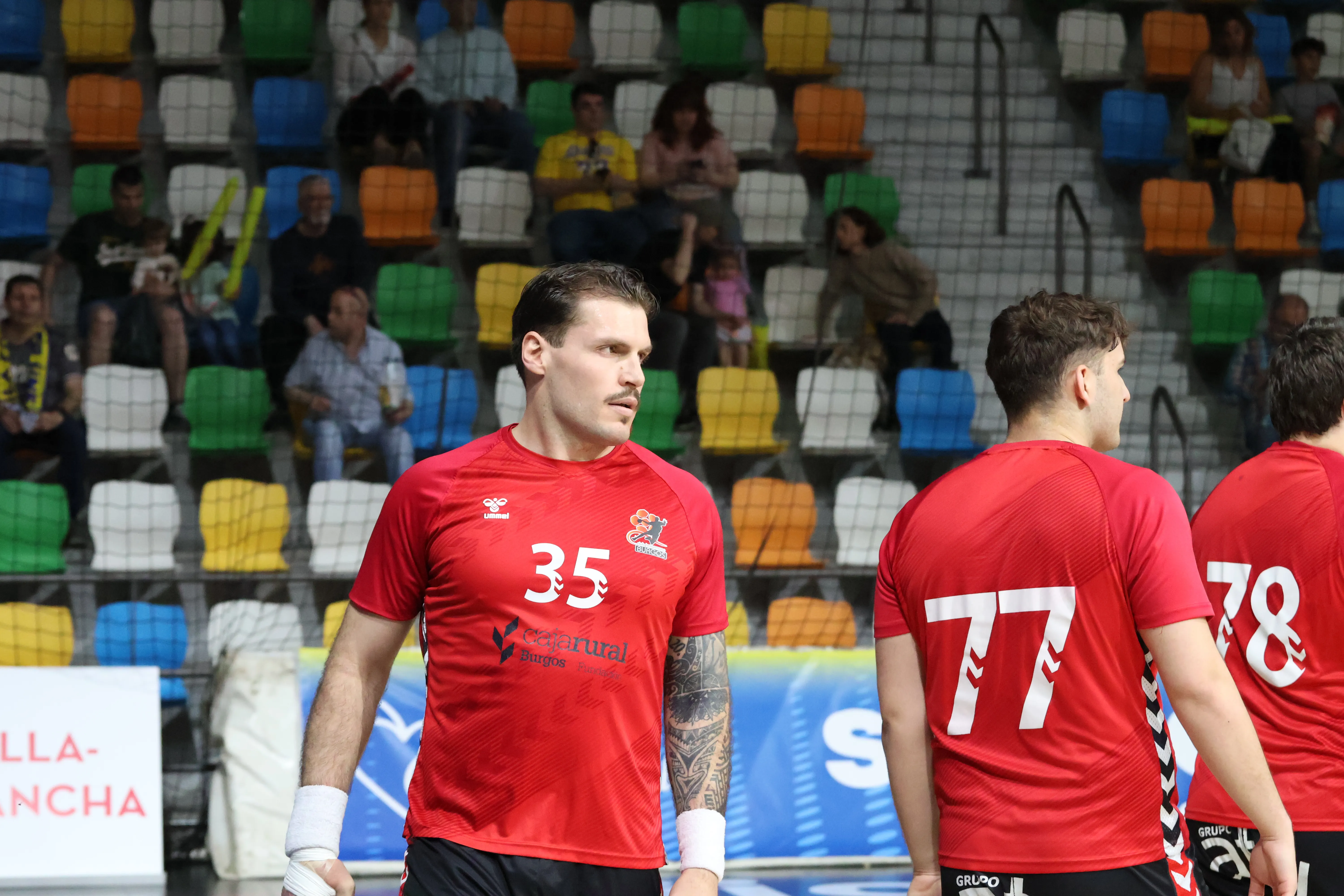 El Club Balonmano Burgos extiende el contrato de Pedro Martins hasta 2026