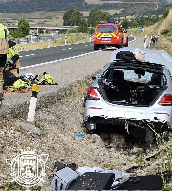 Dos heridos tras la salida de vía y vuelco de un turismo en la AP-1 (Burgos)