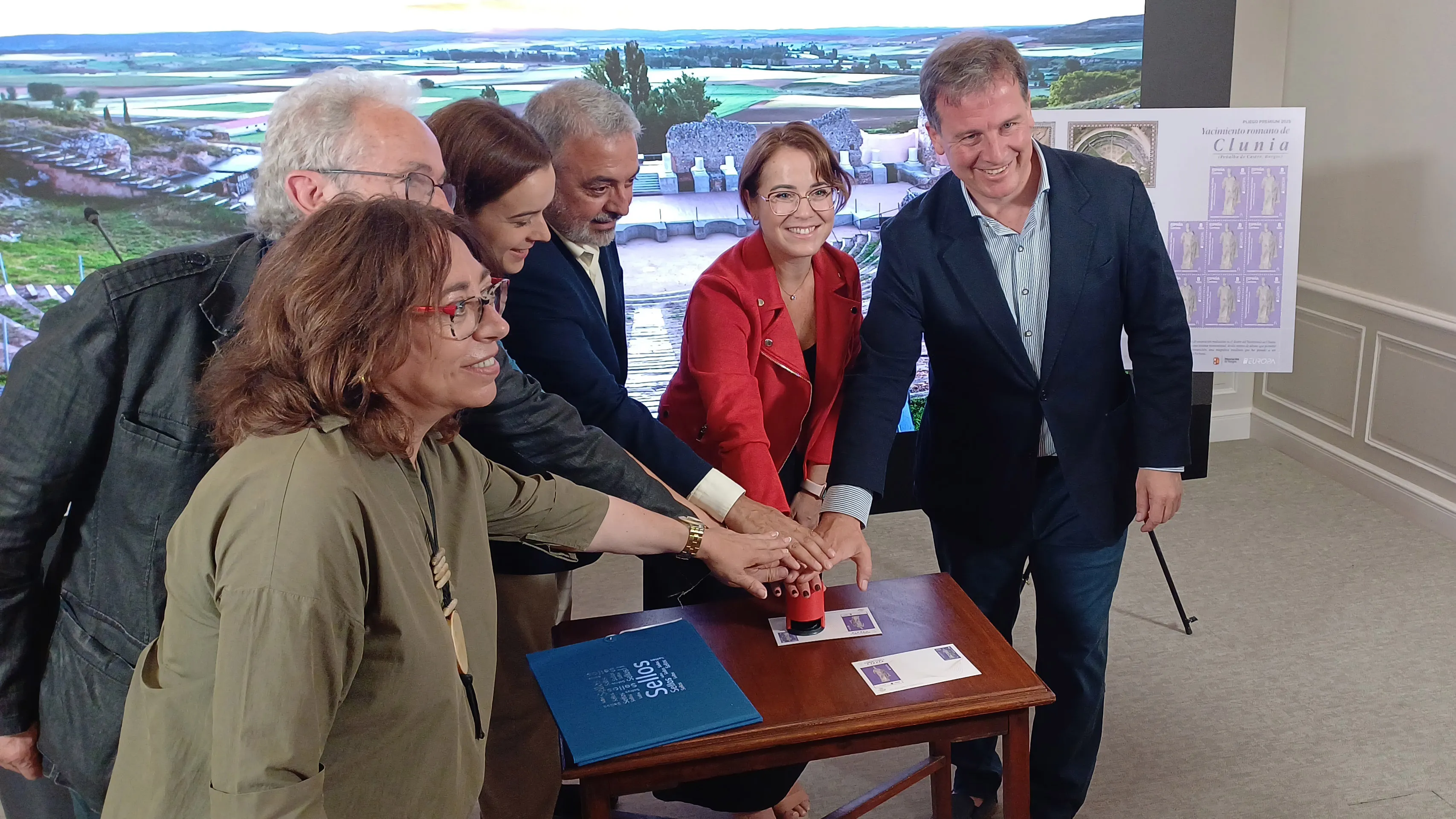 Correos lanza un sello en homenaje al Yacimiento Romano de Clunia en Burgos