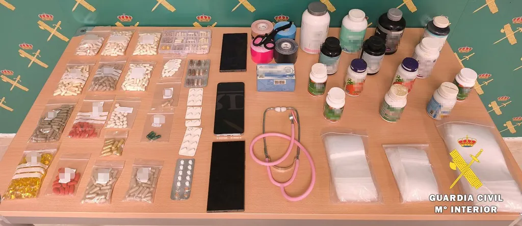 Detienen a una falsa doctora por estafar más de 150.000 euros