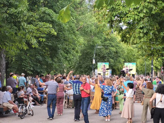Vuelve una nueva edición de Bailes Latinos en el Parque de San Agustín de Burgos