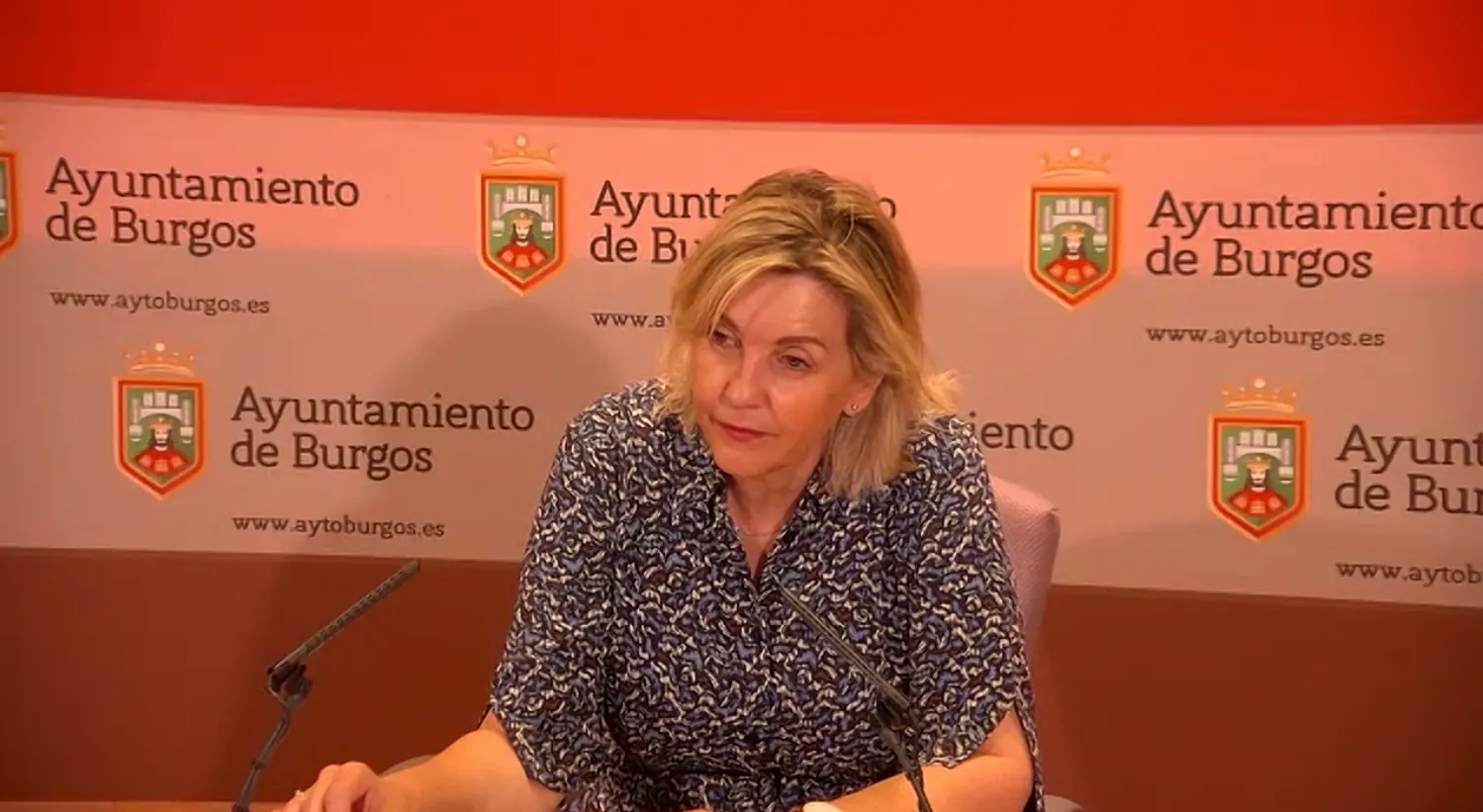 El PSOE denuncia la desatención de dos familias sin hogar durante la Copa Mundial de Danza