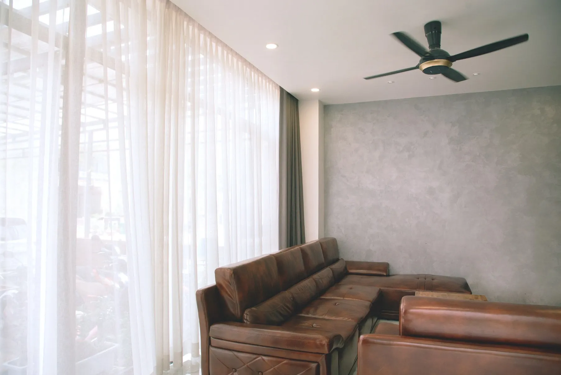 Sociedad y Vida Burgos: Altas temperaturas, bajo consumo: cómo refrescar tu hogar este verano sin disparar la factura