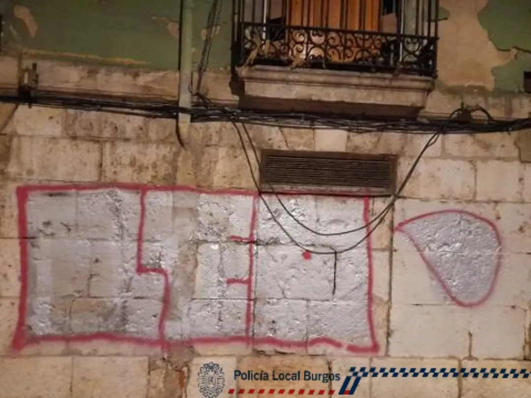 Pillado in fraganti realizando graffitis en el Distrito Sur de Burgos