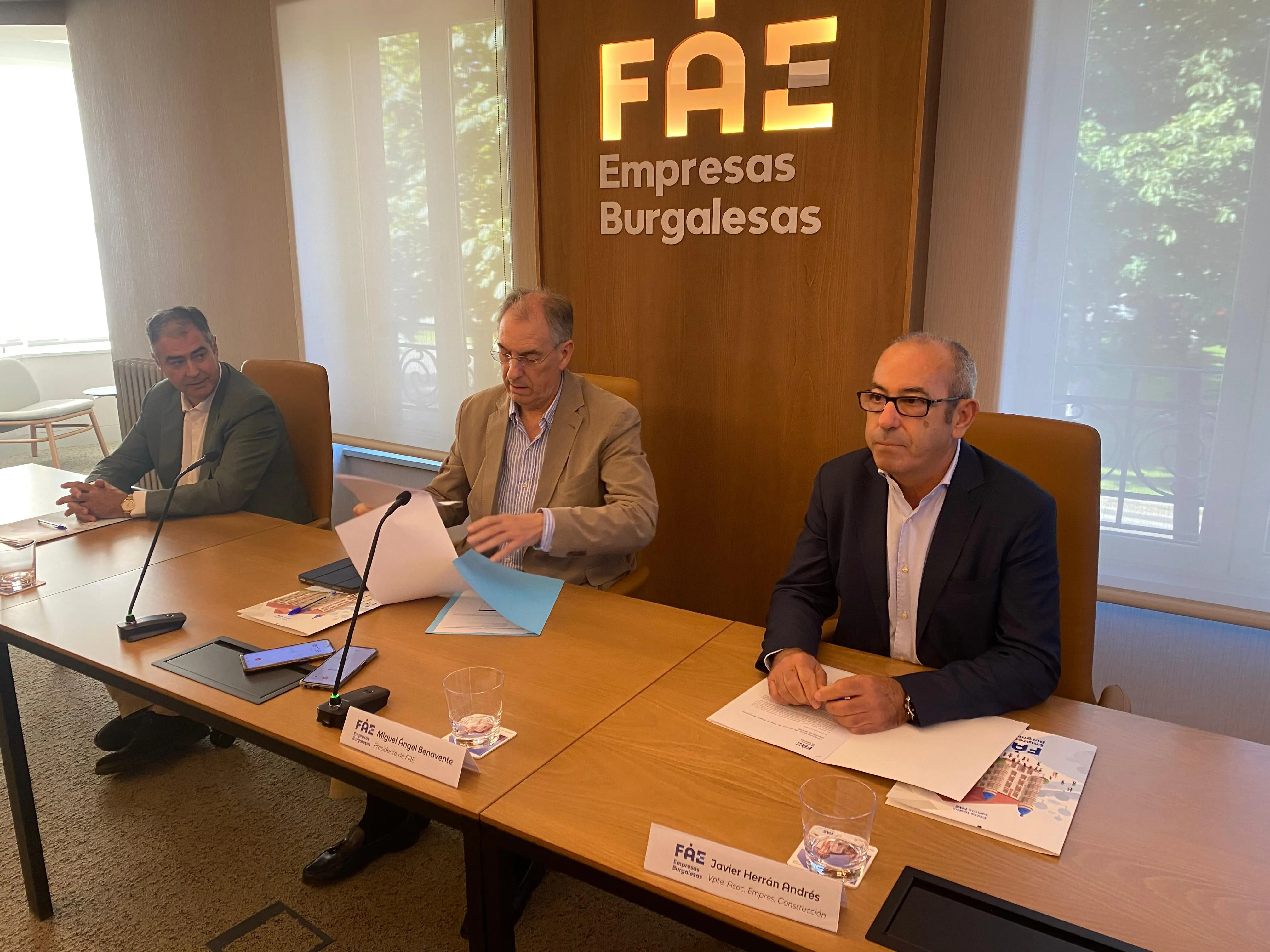 Benavente (FAE): Andrés Hernando está utilizando las elecciones de FEMEBUR para perjudicar mi reputación