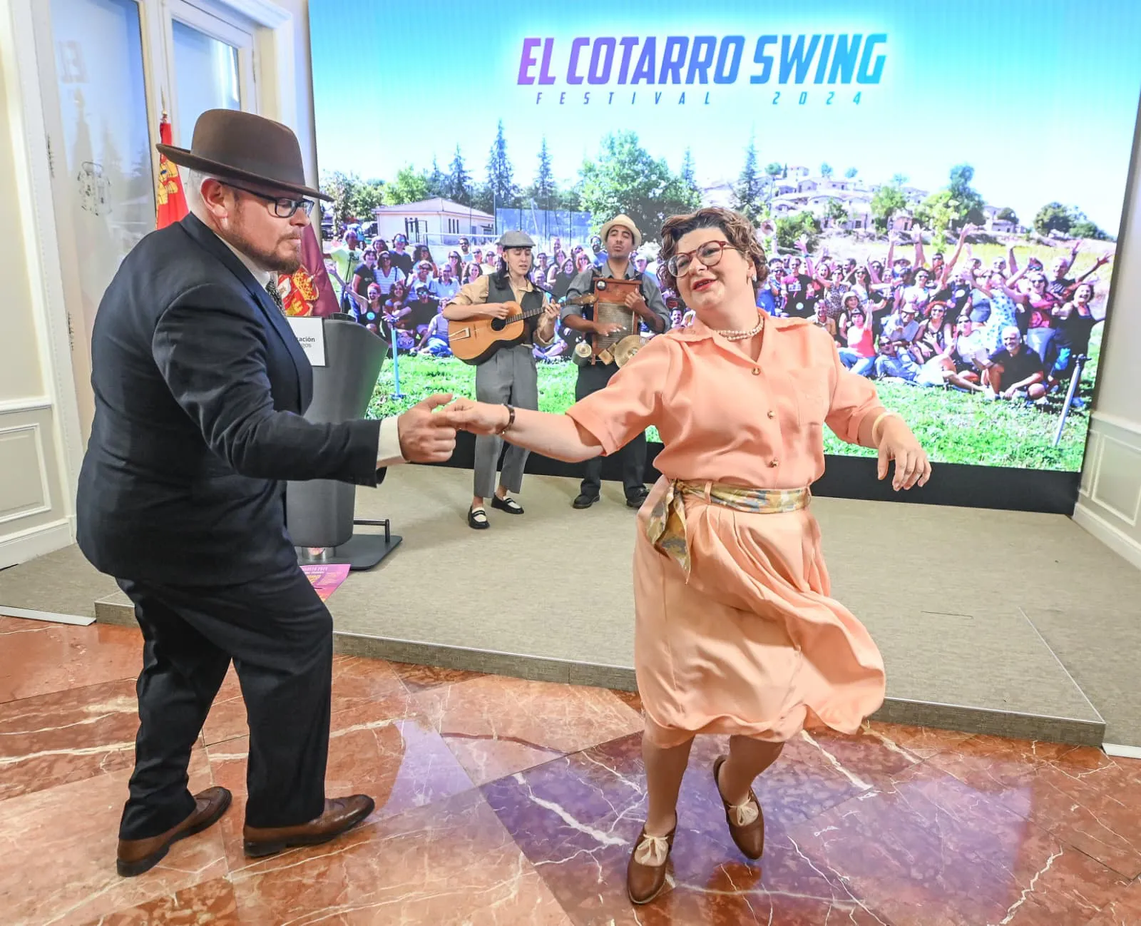 Moradillo de Roa se prepara para bailar al ritmo del swing