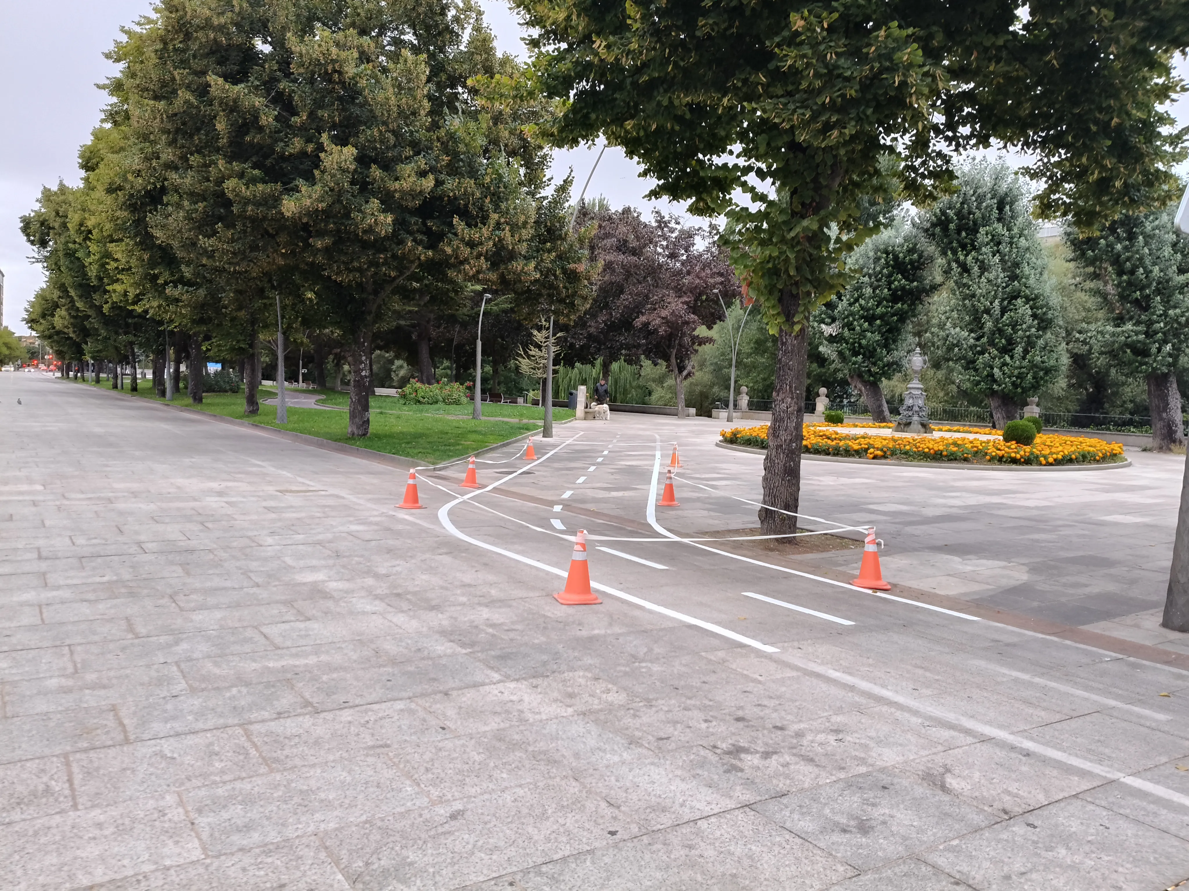 Últimos detalles para el cambio del carril bici en el Paseo Sierra de Atapuerca