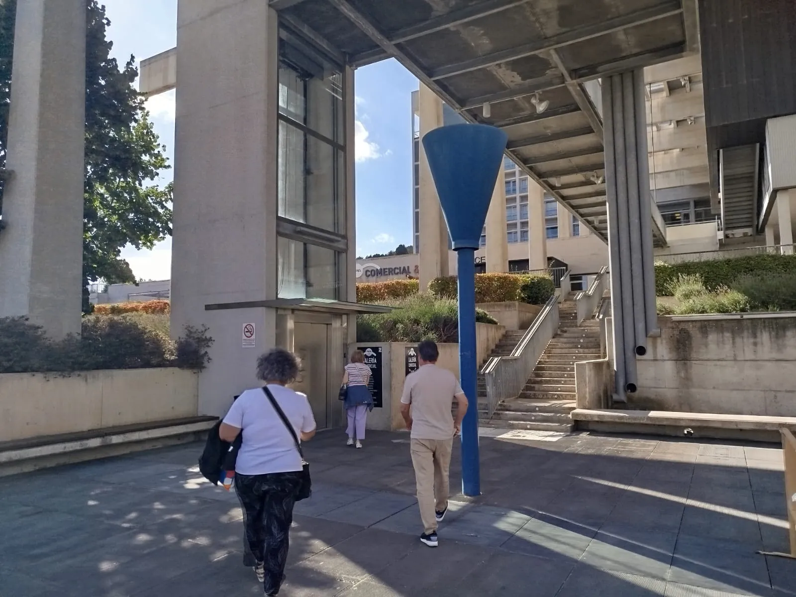 El ascensor exterior del HUBU permanecerá fuera de servicio dos semanas