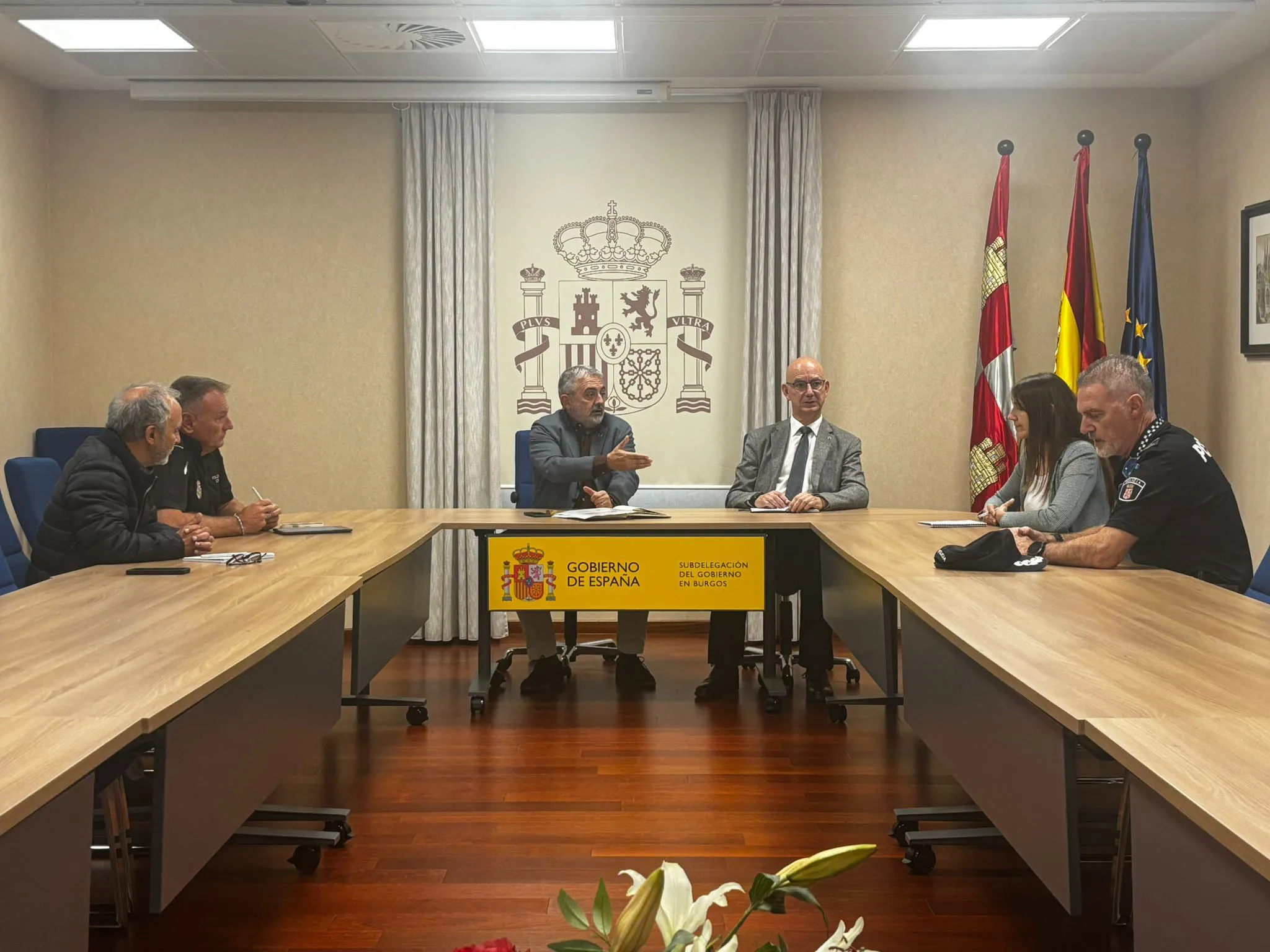 Instituciones y fuerzas de seguridad refuerzan en Burgos la estrategia contra las novatadas y el botellón