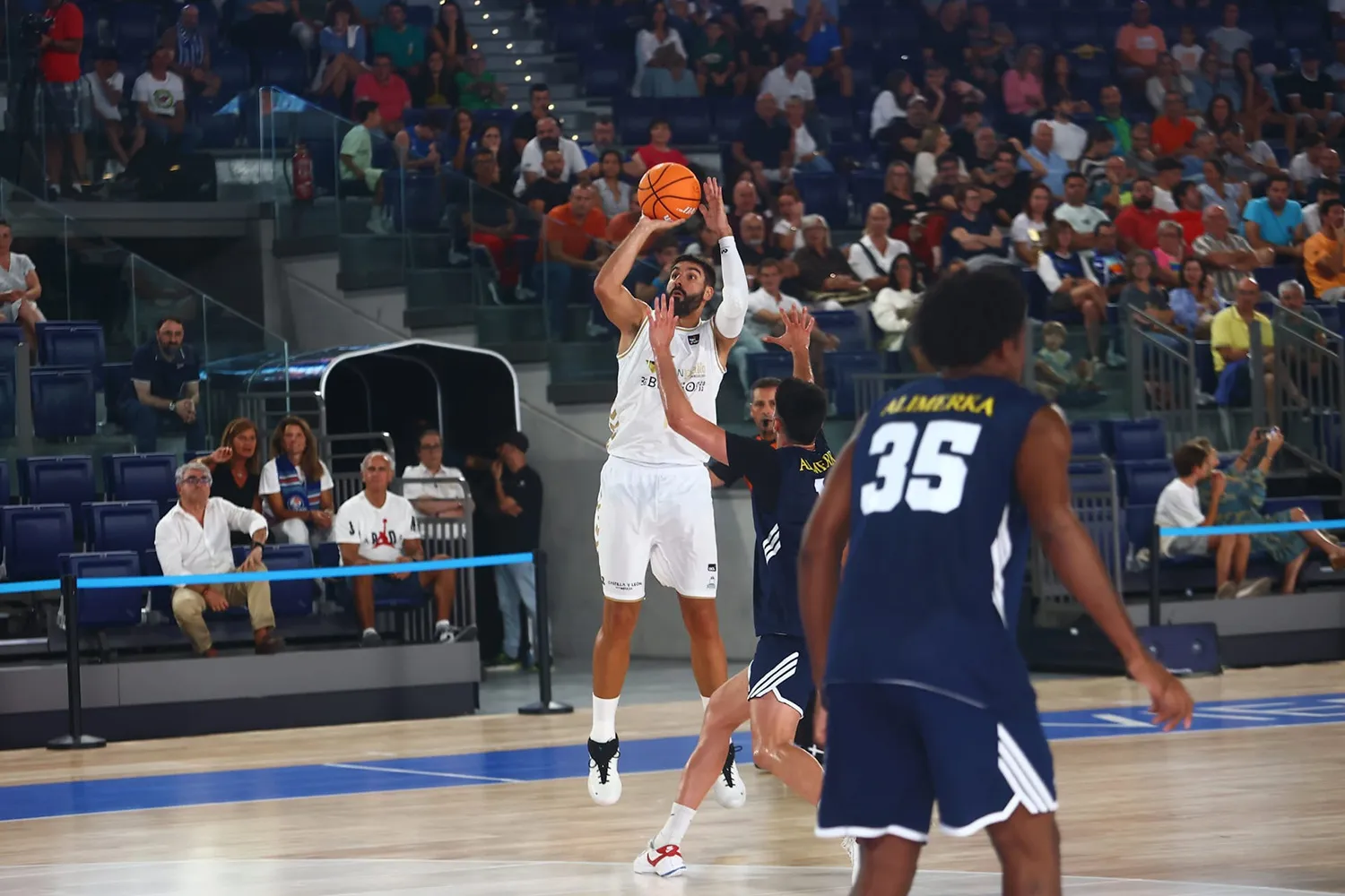 Derrota de San Pablo Burgos en Oviedo (93-77)