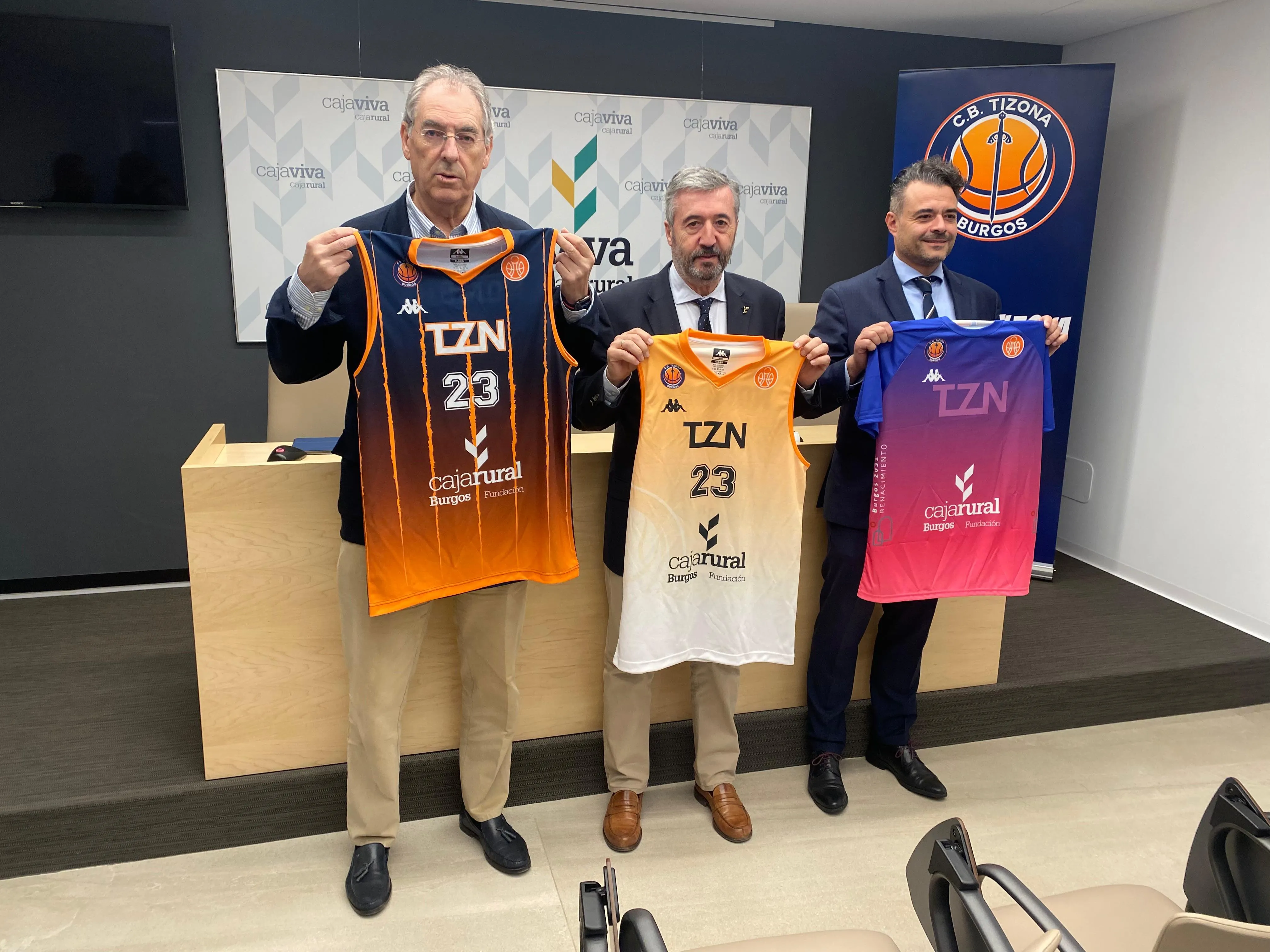 Baloncesto Burgos: El Tizona presenta sus nuevas equipaciones para la temporada 2025/26