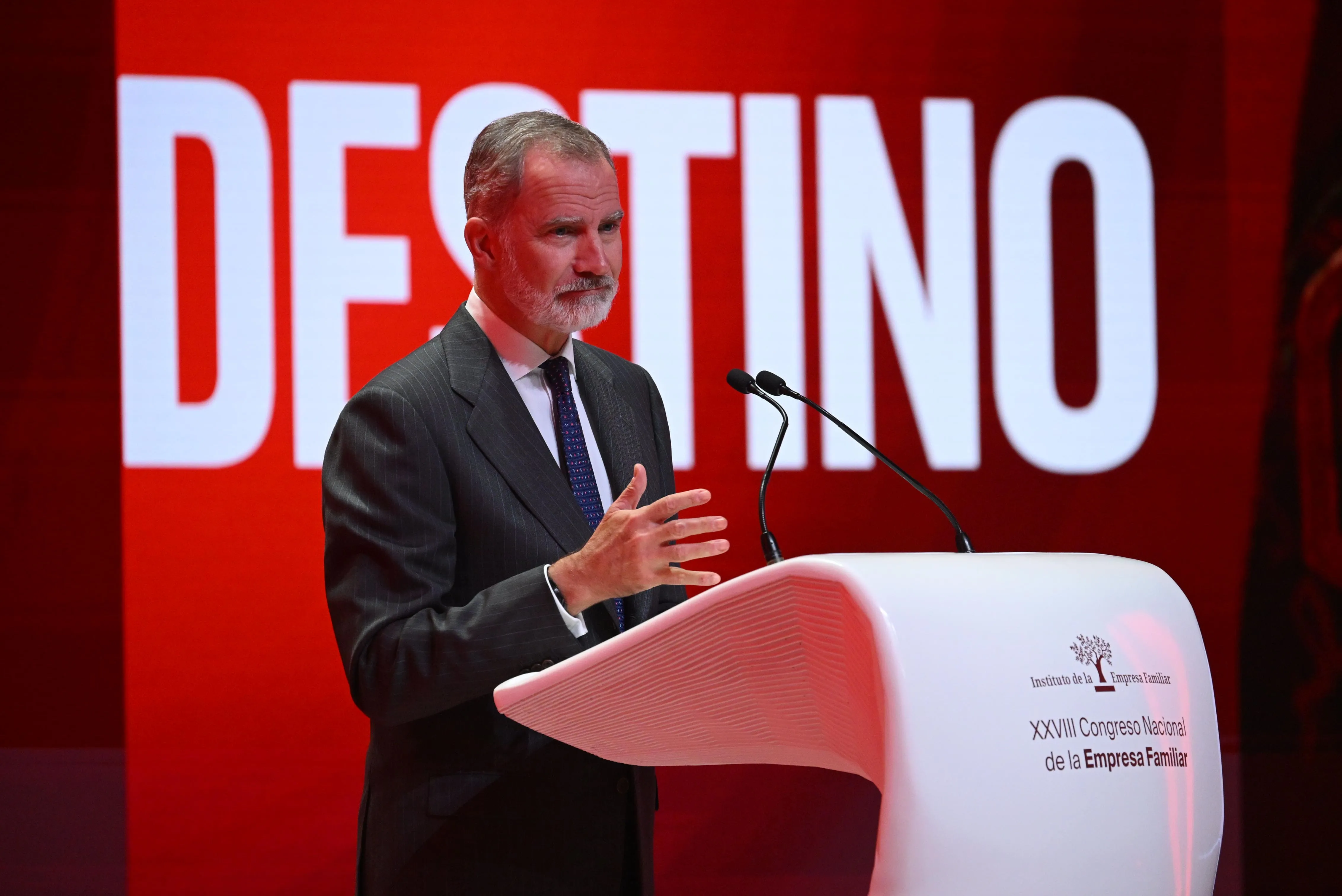 El Rey Felipe VI destaca en Burgos el papel de la empresa familiar como motor de empleo y cohesión