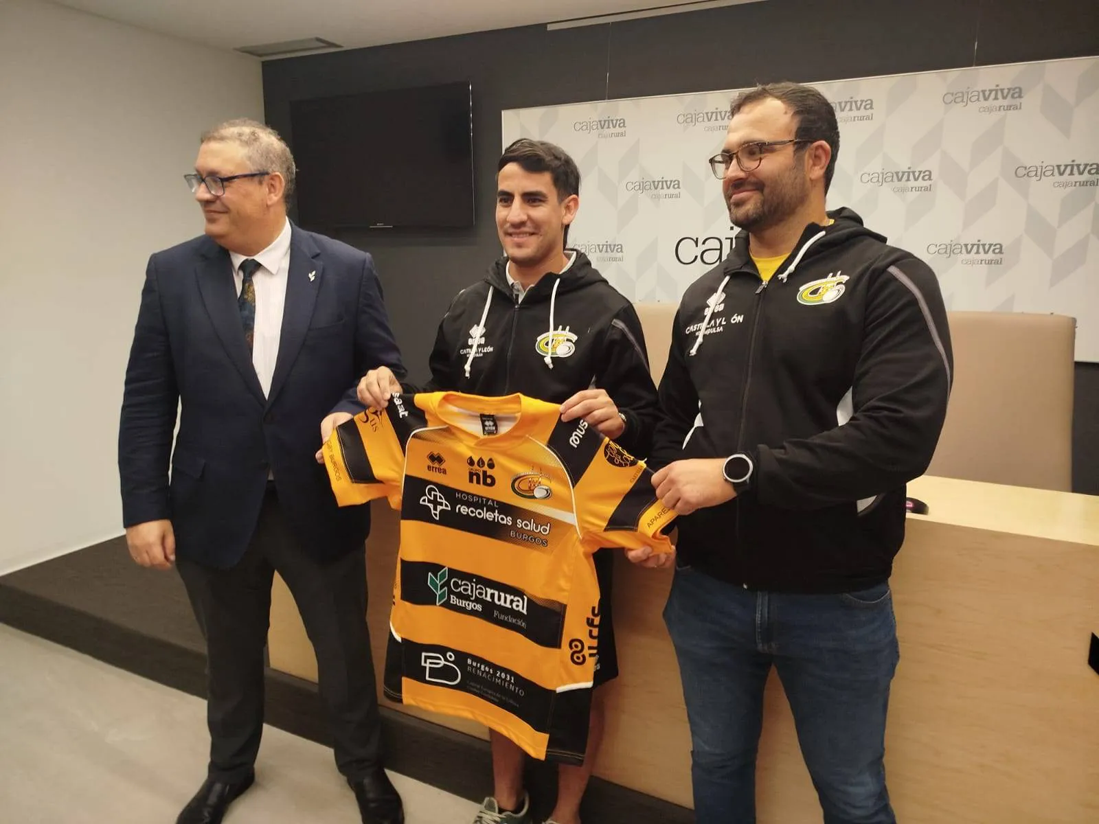 Deportes Burgos: El Recoletas Burgos Caja Rural presenta a su nuevo fichaje, el argentino Nicolás Alvizo