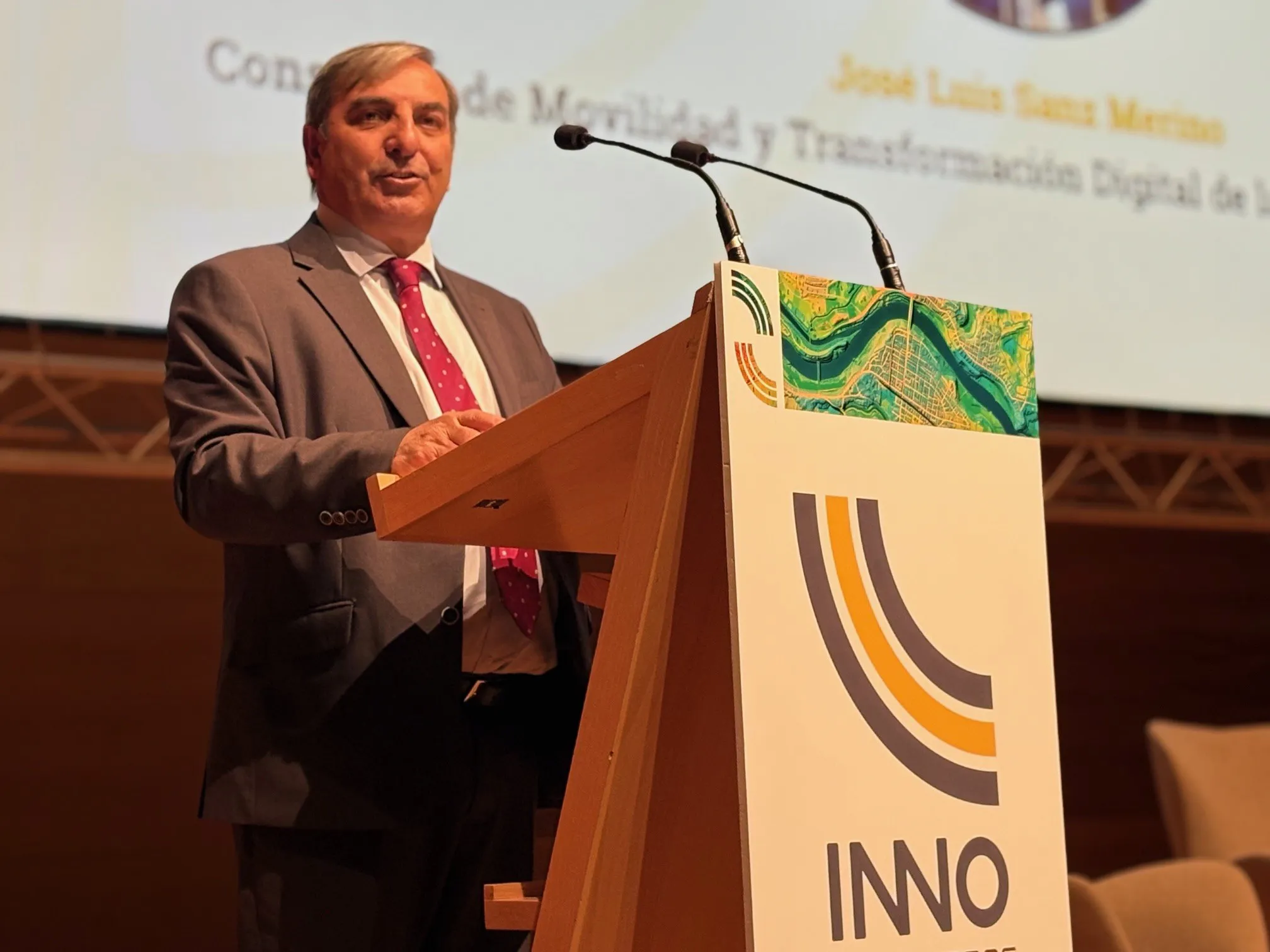 Castilla y León Burgos: La red autonómica de carreteras incorpora señalización inteligente en Burgos para reducir accidentes
