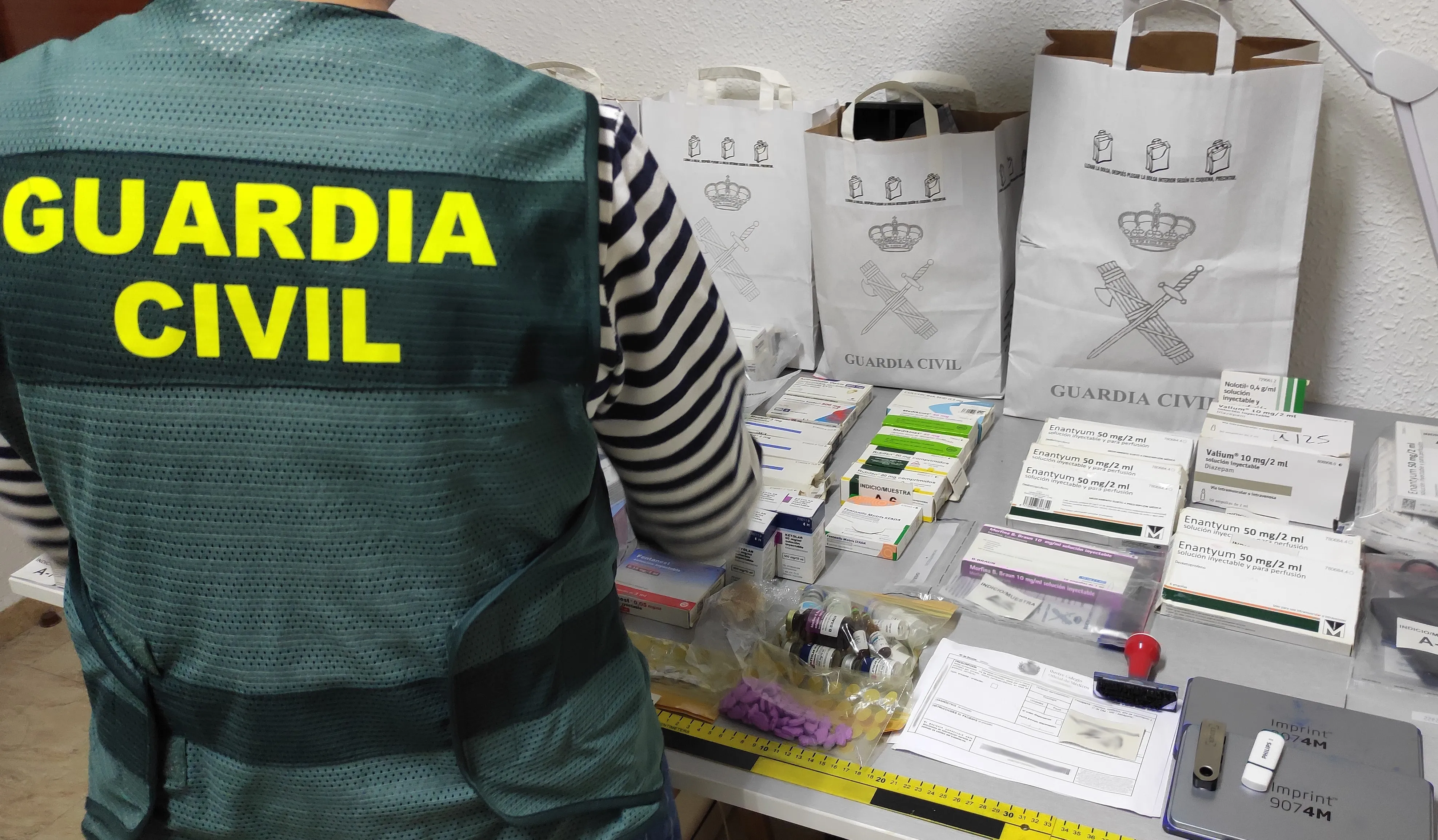 Les detienen por vender medicamentos ilegales por internet en Burgos y otras provincias