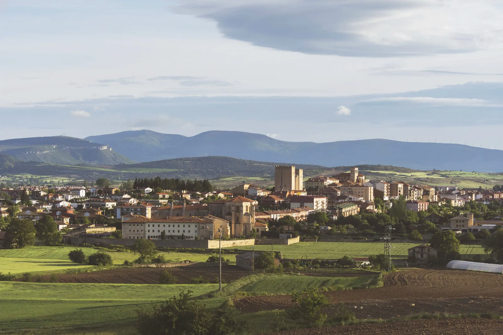Provincia Burgos: Medina de Pomar representará a Castilla y León en la campaña navideña de Ferrero Rocher