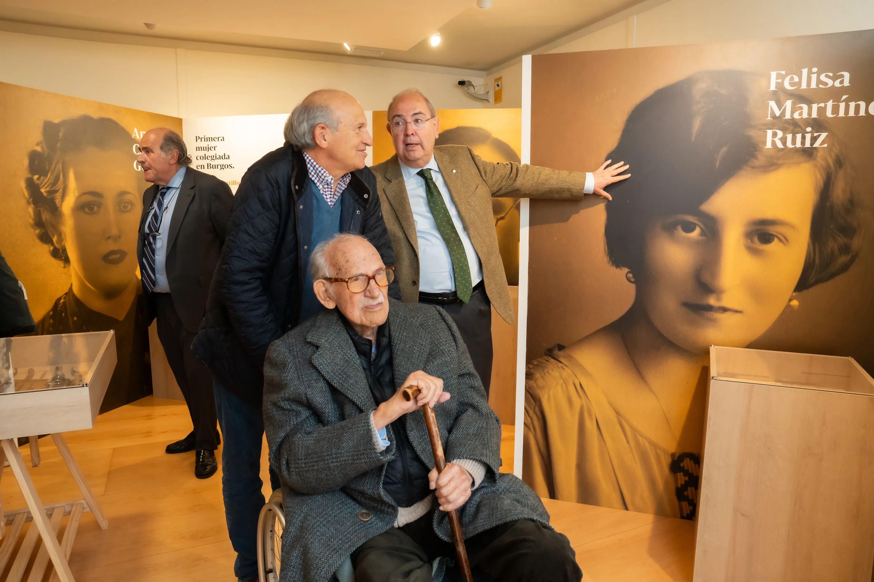 Aranda de Duero Burgos: Aranda reconoce al Dr. Basilio Ordóñez, el médico colegiado más longevo de Burgos