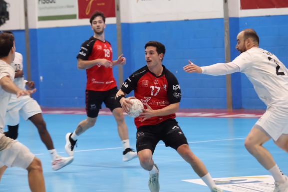 El UBU San Pablo Burgos 2031 paga un mal inicio y cede ante Fundación Agustinos Alicante (36-33)